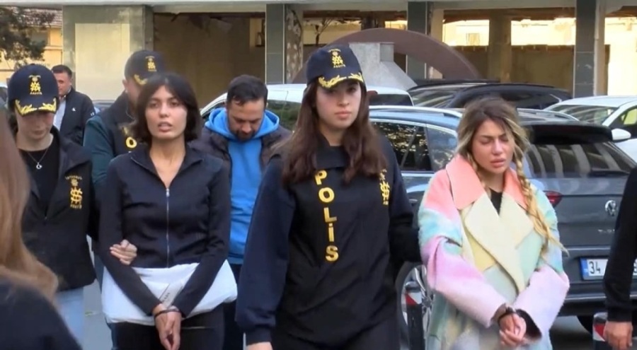 Cezaevinde kendini yaraladı: Fenomen Bahar Candan hastaneye kaldırıldı