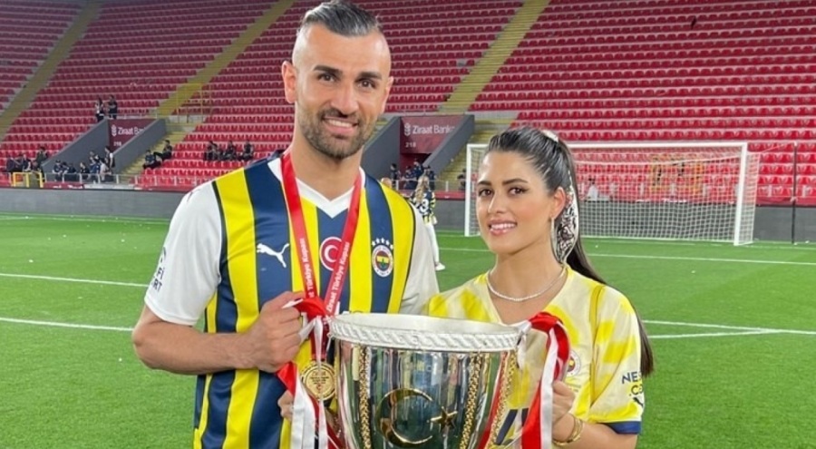 Serdar Dursun'dan şampiyonluk paylaşımı!