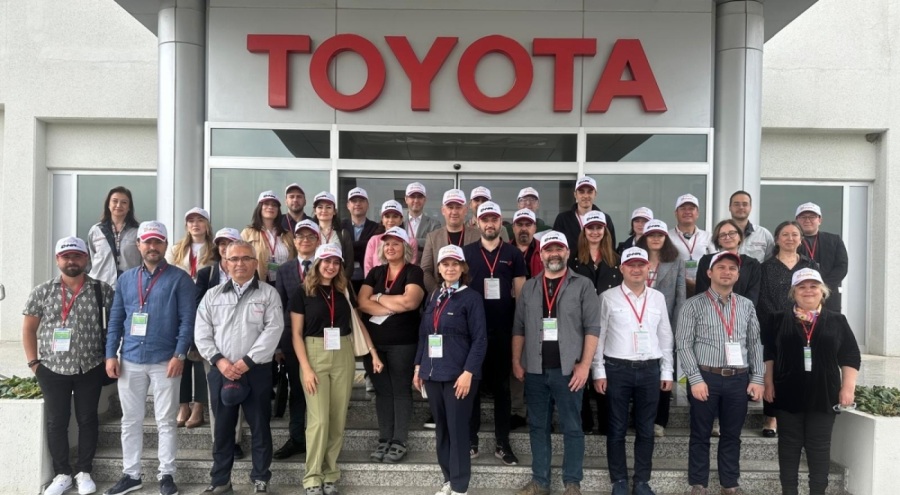 OİB Yeşil Dönüşüme hız verdi Toyota Otomotiv Sanayi Türkiye'yi ziyarette bulundu
