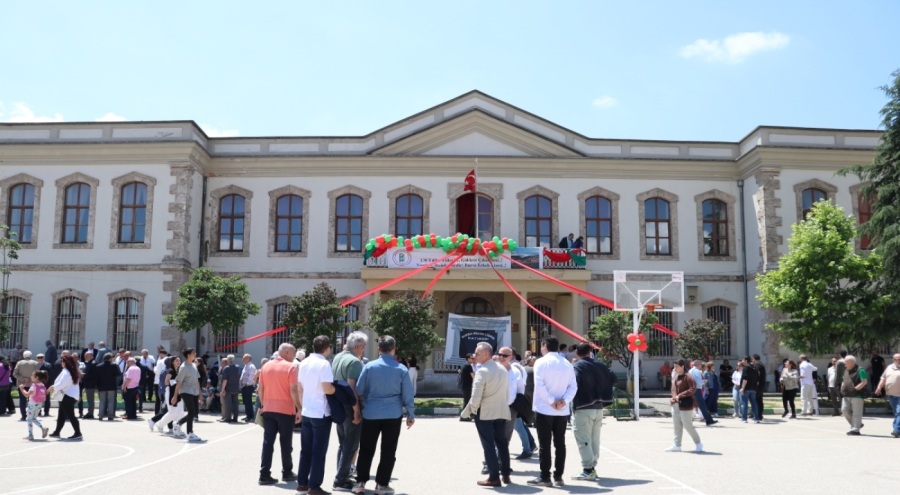 Bursa Anadolu Erkek Lisesinde "141'inci Pilav Günü" etkinliği yapıldı