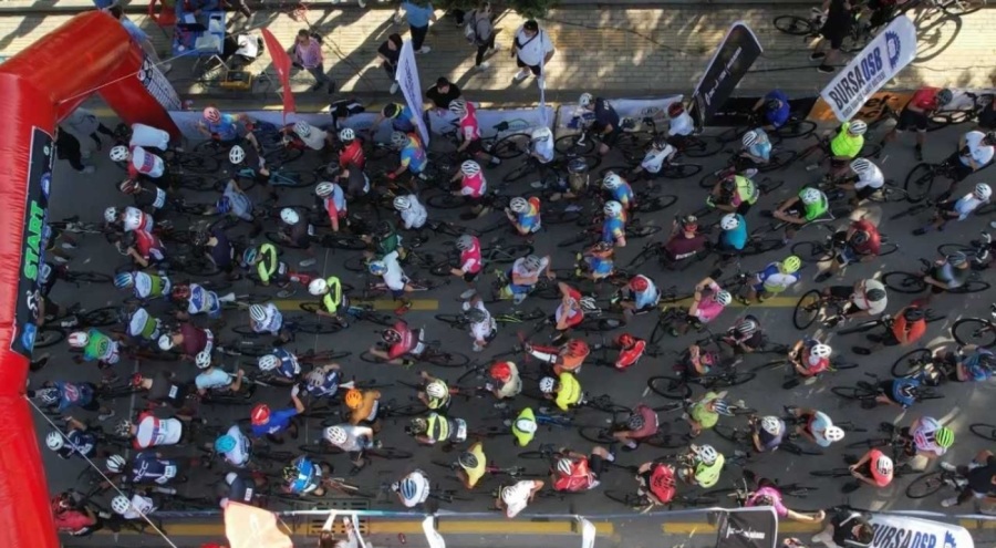 Granfondo Bursa Bisiklet Yarışı'na 700'ü aşkın bisikletçi katıldı