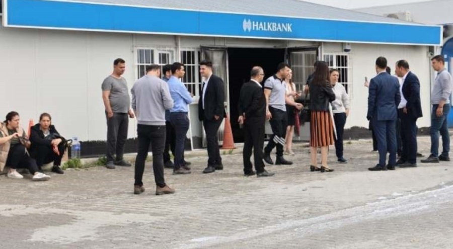 Prefabrik banka şubesinde korkutan yangın