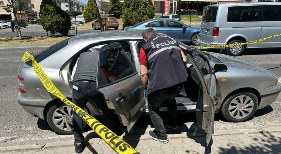 Boşanma aşamasında olduğu eşine kurşun yağdırdı