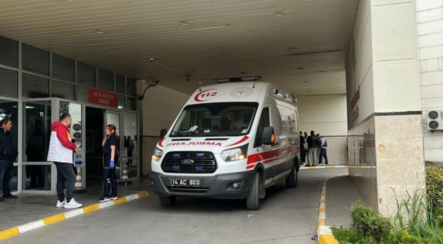 Bolu'da kafede çıkan kavgada bir kişi bıçaklandı