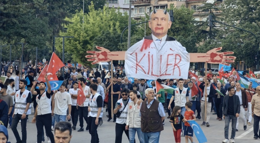 Bursa'da Gazze'ye destek yürüyüşü etkinliği düzenlendi