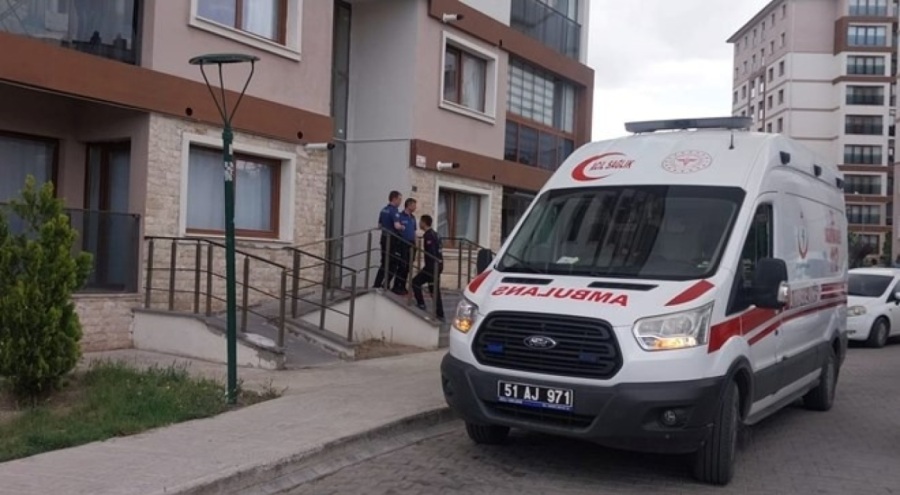 Yalnız yaşadığı evde ölü bulundu