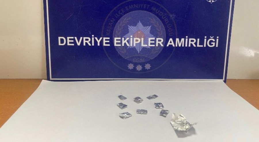 Uyuşturucuyla yakalanan 2 şüpheli gözaltına alındı