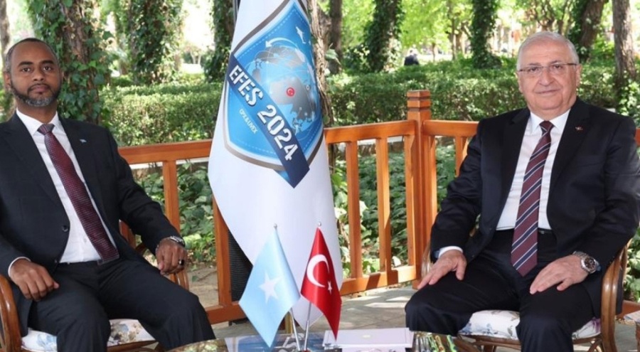 Bakan Güler, Somali Savunma Bakanı ile görüştü