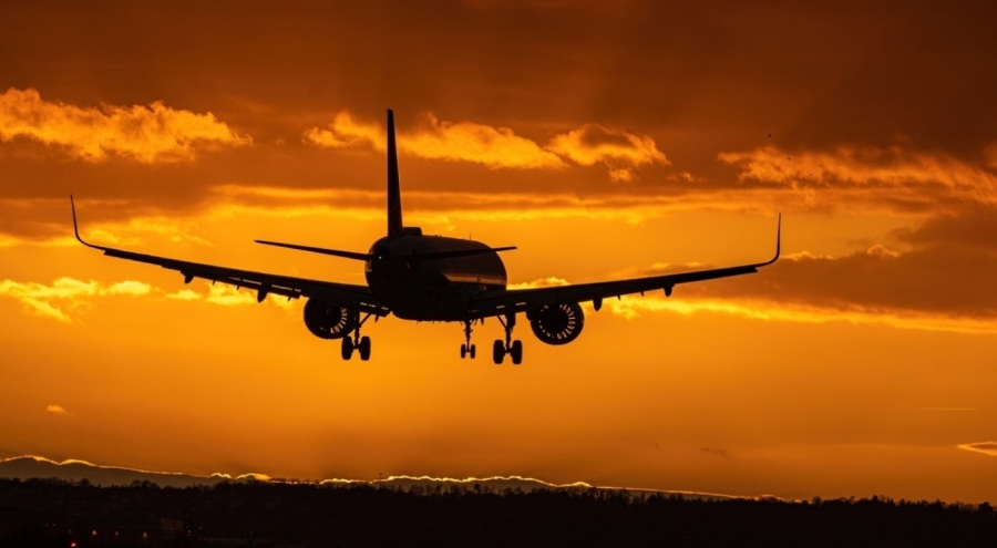 Türbülansa giren Singapur uçağının 54 metre irtifa kaybı yaşadığı duyuruldu