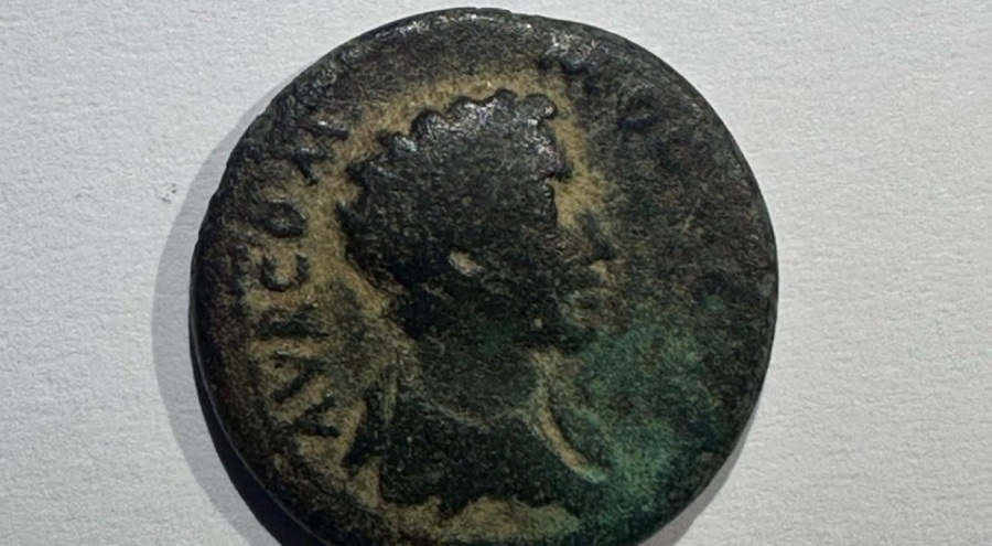 Roma dönemine ait 2 bin yıllık sikke buldu