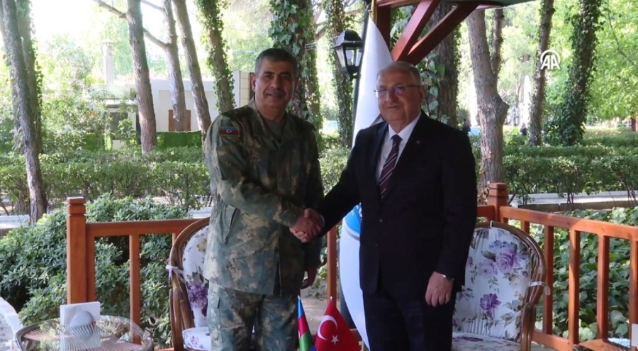 Bakan Güler, Azerbaycanlı mevkidaşı ile bir araya geldi