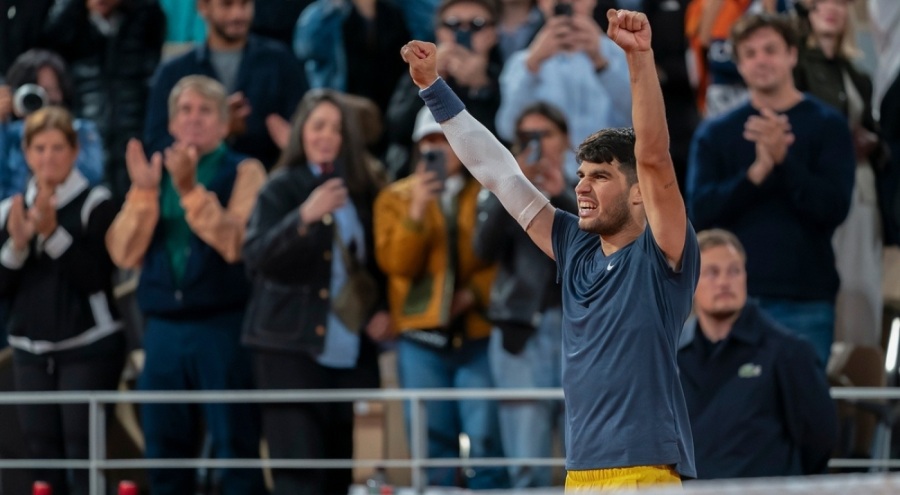 Carlos Alcaraz ve Iga Swiatek, Roland Garros'da 3. turda