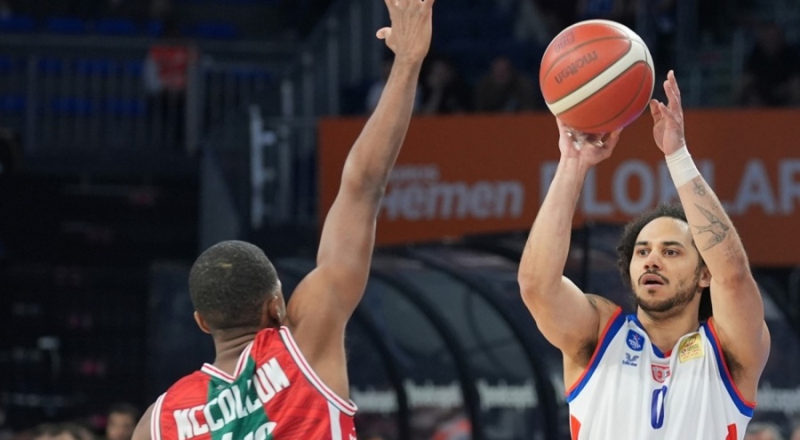 Anadolu Efes, Pınar Karşıyaka'yı 103 - 80 yendi