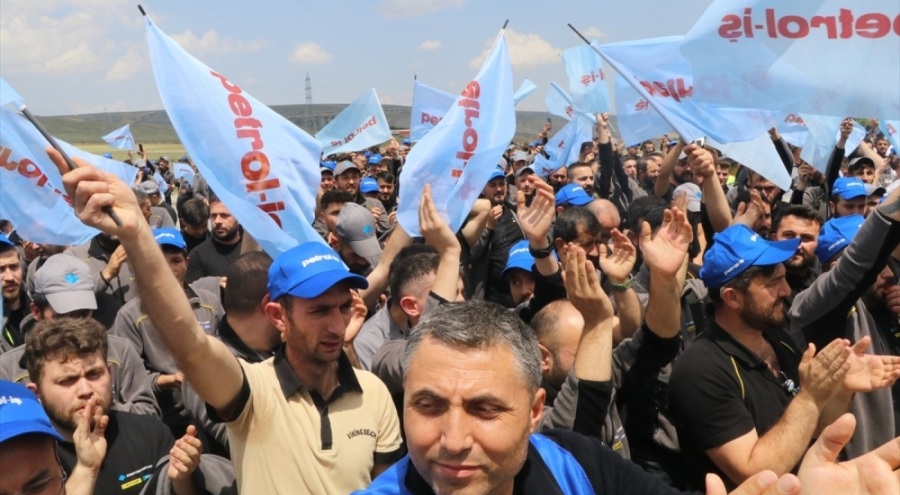Çankırı'da lastik fabrikası işçileri greve gitti: Üretim durdu