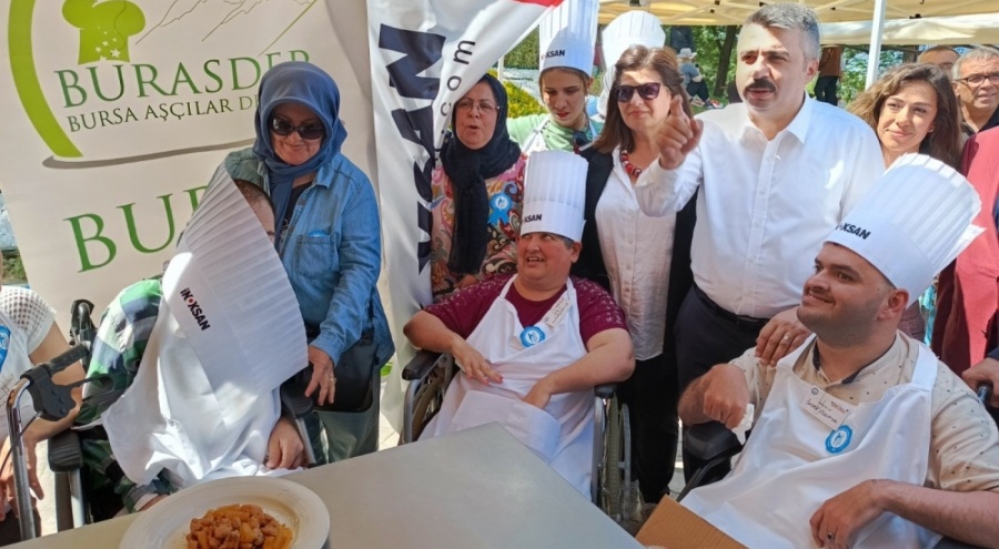 Bursa'da "Engelsiz Şenlik" yapıldı