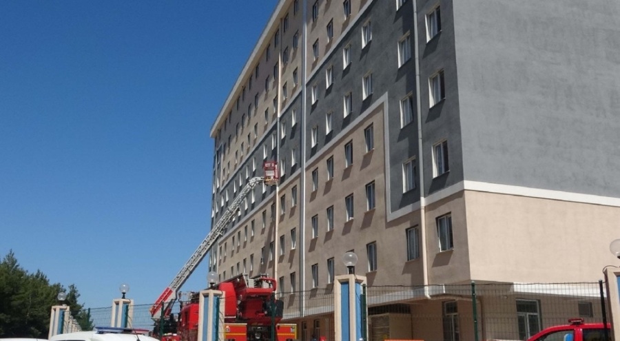 Kız öğrenci yurdunda yangın çıktı