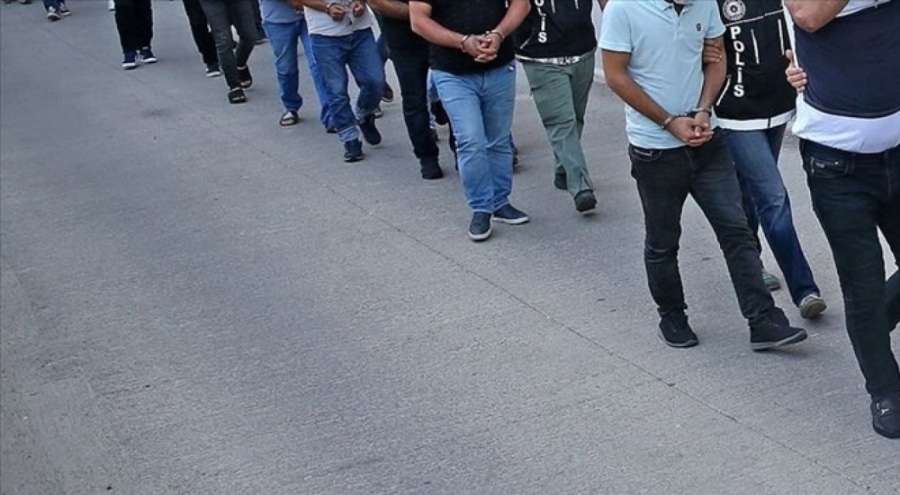 Ruhsatsız silah operasyonu: 2 gözaltı