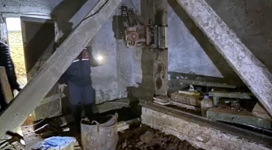 Define için metrelerce kuyu kazdılar, yakayı ele verdiler