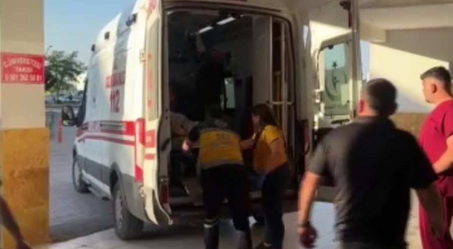 Üzerine yıldırım düşen tarım işçisi ağır yaralandı