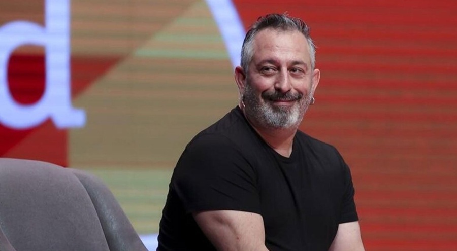 Cem Yılmaz'dan mutlu aile karesi!