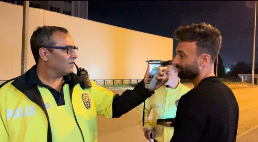 Bursa'da polisi çileden çıkardı! "Üflememe gibi şansın yok, Mesut artık cevap ver"