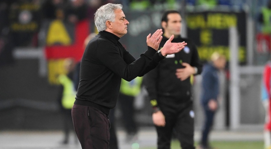 Fenerbahçe, Jose Mourinho ile sözleşme imzaladı