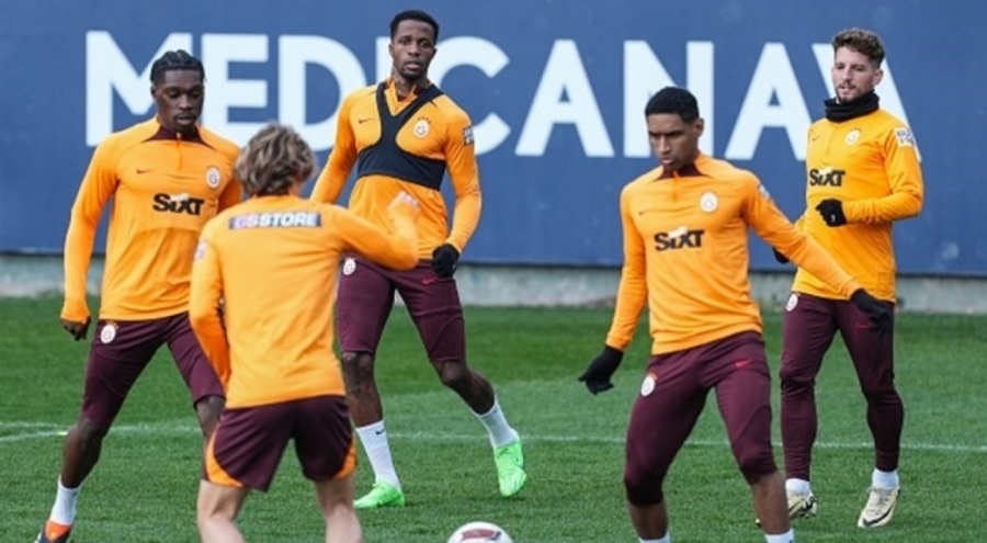 Galatasaray'da 6 isimle ayrılık kapıda!