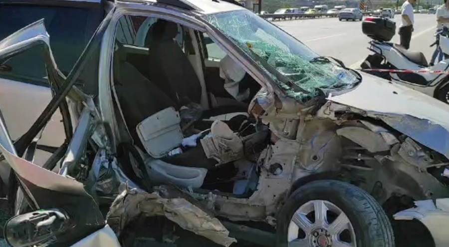 TEM Otoyolu'nda trafik kazası! 3 kişi yaralandı