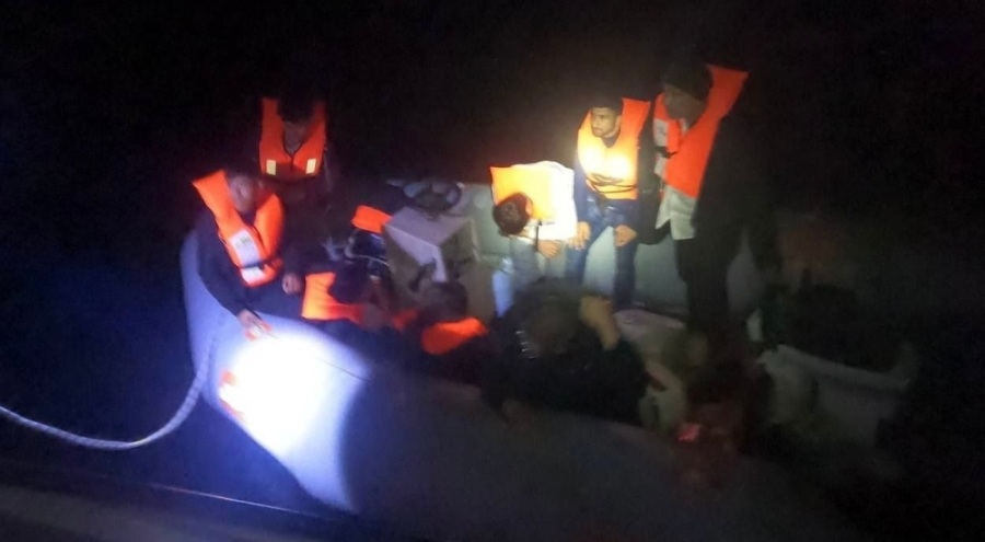 14 kaçak göçmen yakalandı