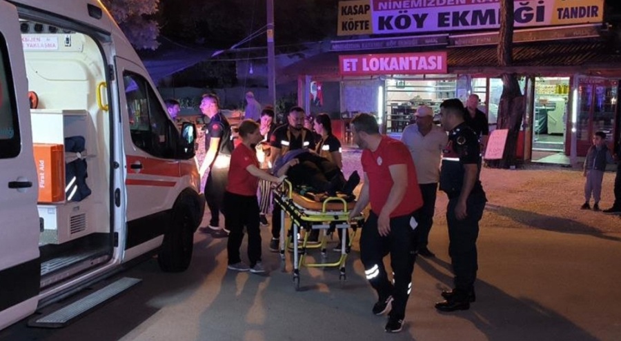 Tekirdağ Malkara'da meydana gelen kazada 4 kişi yaralandı