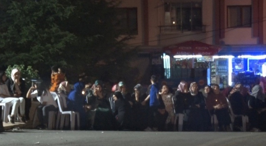 Otomobil düğüne daldı: 4 yaralı