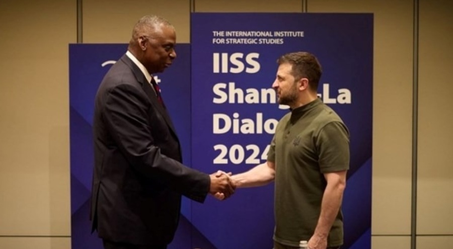 Ukrayna Devlet Başkanı Zelenski, ABD Savunma Bakanı ile görüştü