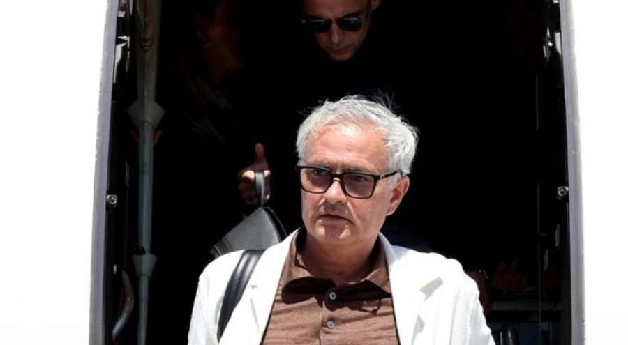 Jose Mourinho, Fenerbahçe için İstanbul'a geldi