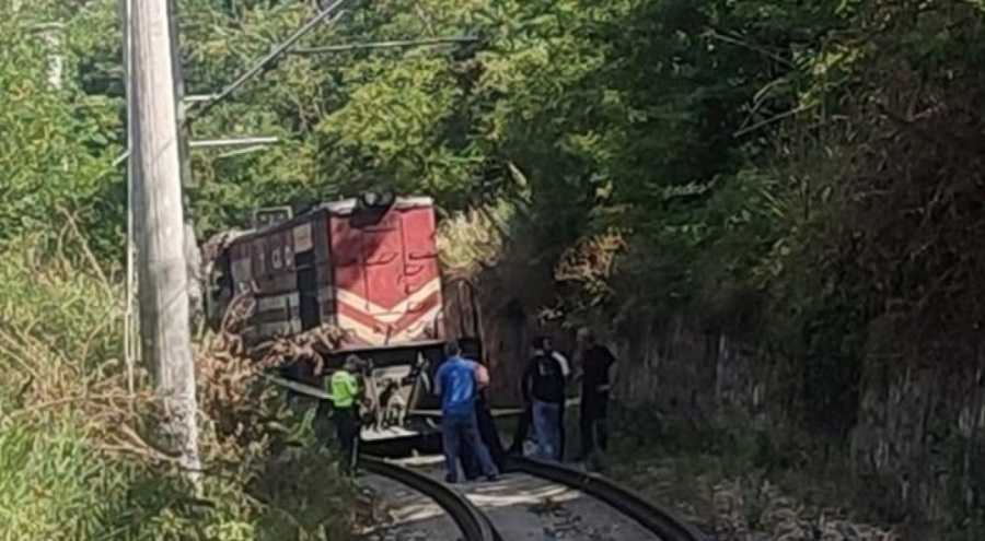 Yük treninin çarptığı yaşlı adam hayatını kaybetti