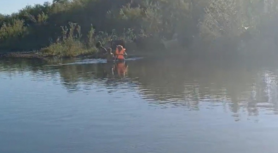 Bingöl'de nehir sularının yükselmesiyle mahsur kalan vatandaşlar kurtarıldı