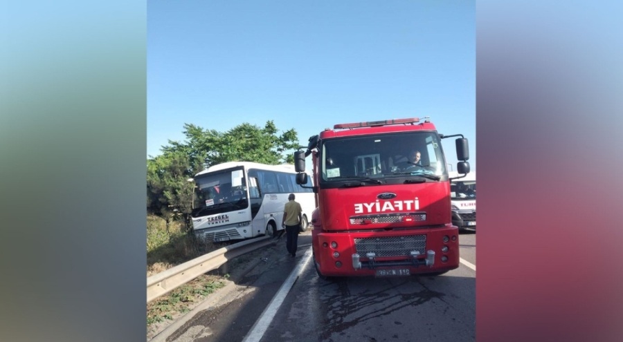 Feci zincirleme kaza: 9 araç çarpıştı, 19 yaralı