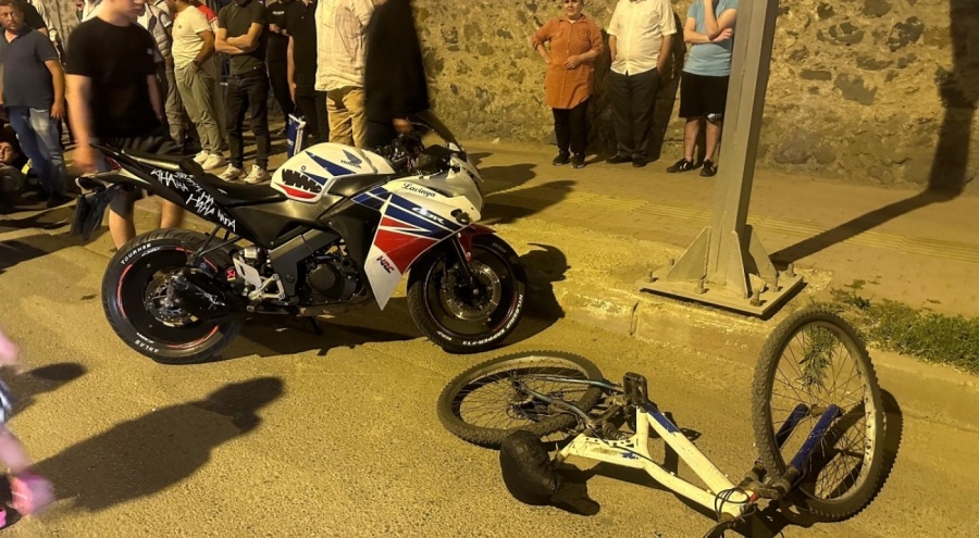 Motosiklet ile bisiklet çarpıştı: 1 yaralı