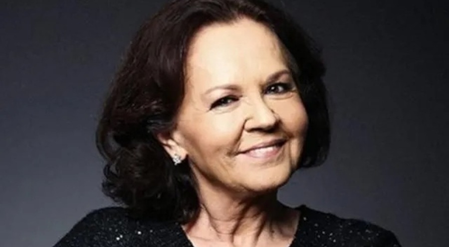 Oyuncu Fatma Karanfil hayatını kaybetti