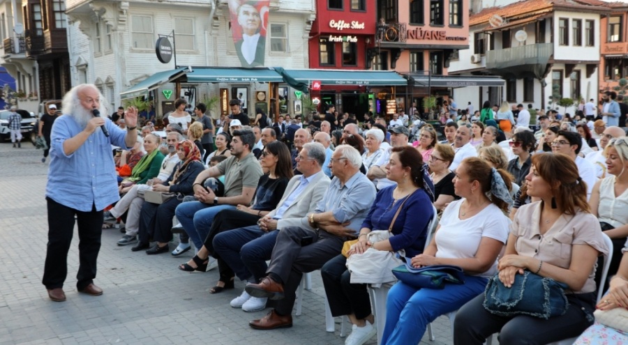 Nazım Hikmet Ran, 61'inci ölüm yılında Mudanya'da anıldı