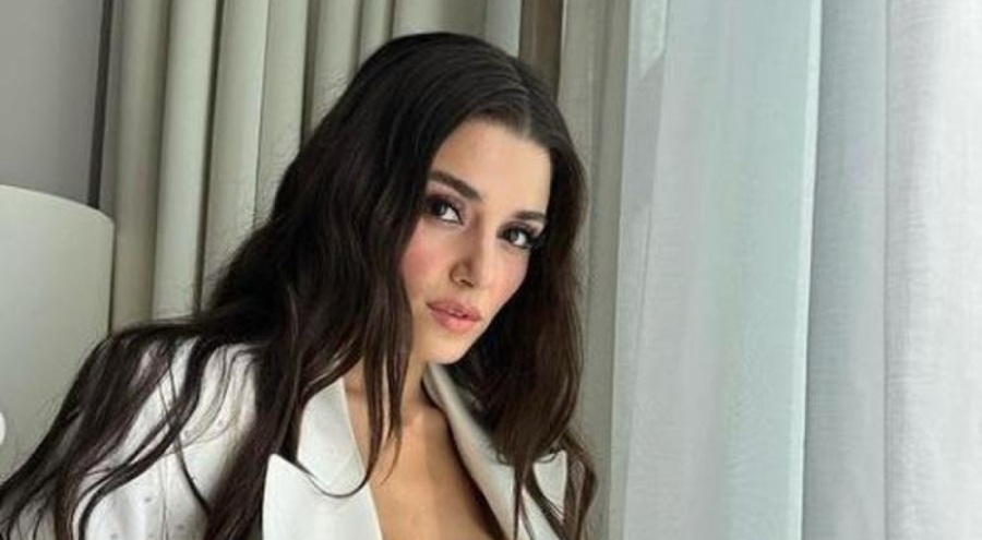Hande Erçel sahneye çıkmakta zorlandı!