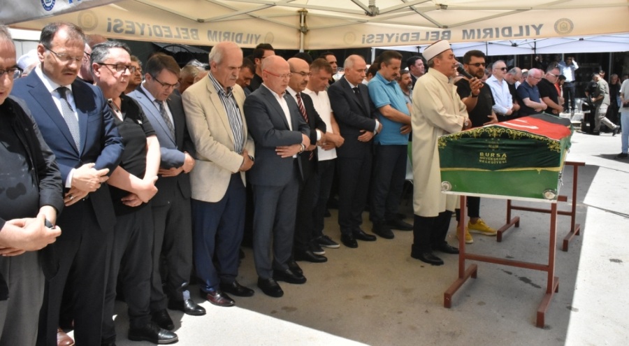 Eski Bursa Milletvekili Pakyürek'in cenazesi toprağa verildi