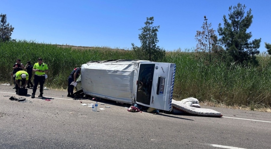 Diyarbakır'da kamyonet kazası: 7 yaralı