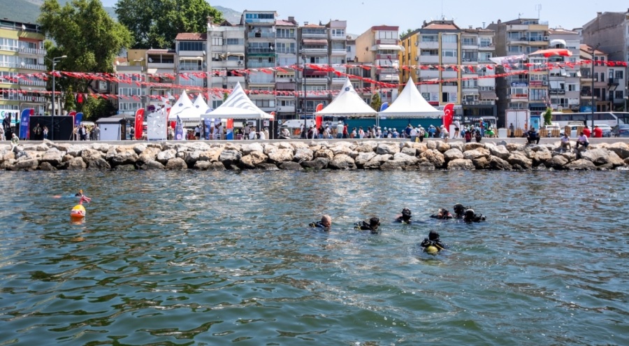 Bursa Gemlik'te 'Temiz Deniz' farkındalığı