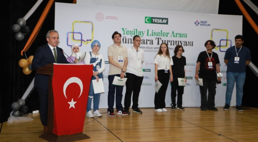 Yeşilay liseler arası münazara turnuvası'nın şampiyonu Bursa