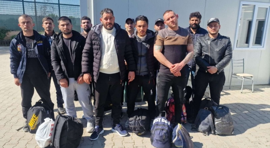 Edirne'de 16 kaçak göçmen yakalandı