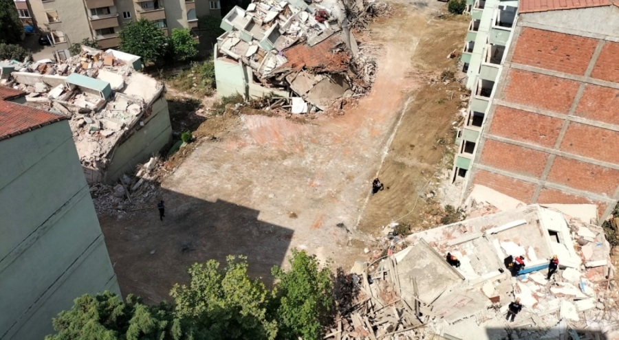 Bursa Gemlik'de deprem tatbikatı başladı