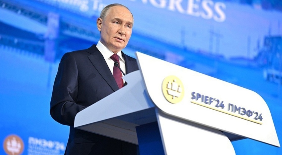 Putin: BRICS ülkeleri bağımsız bir ödeme sistemi üzerinde çalışıyor