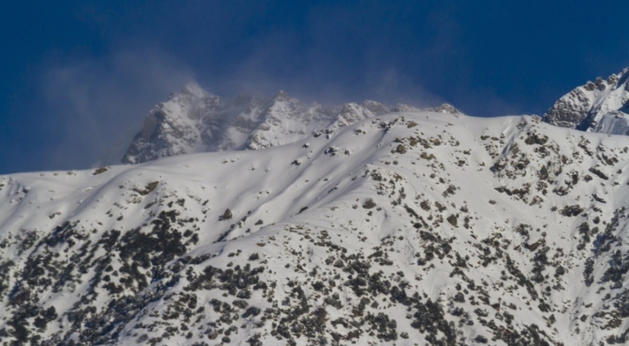 Himalayalar'dan 11 ton çöp, 4 ceset, 1 iskelet çıktı