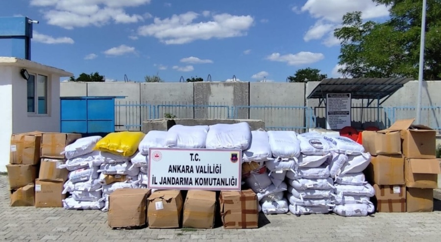 Ankara'da milyonlarca lira değerinde kaçak tütün ele geçirildi