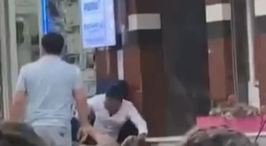 Esnafı vuran saldırganı üzerine atlayan vatandaş etkisiz hale getirdi